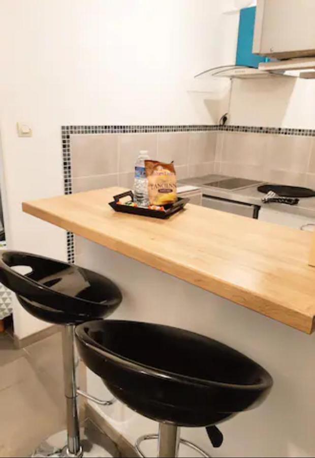 Le Petit Charmeur, Parking, Wifi, Gare Flers (Orne) Exterior foto
